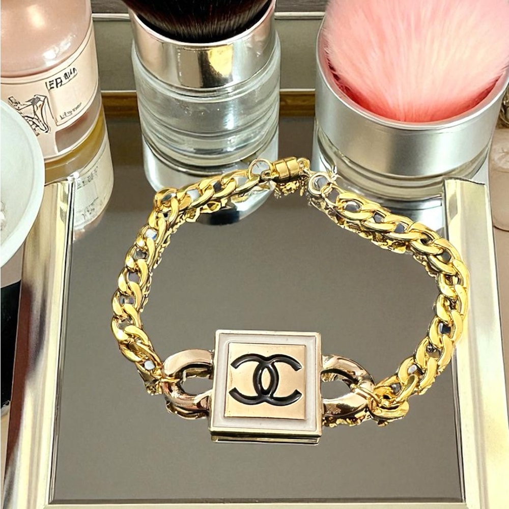 Custom Zipperpull pendant bracelet - Picture 4 of 4